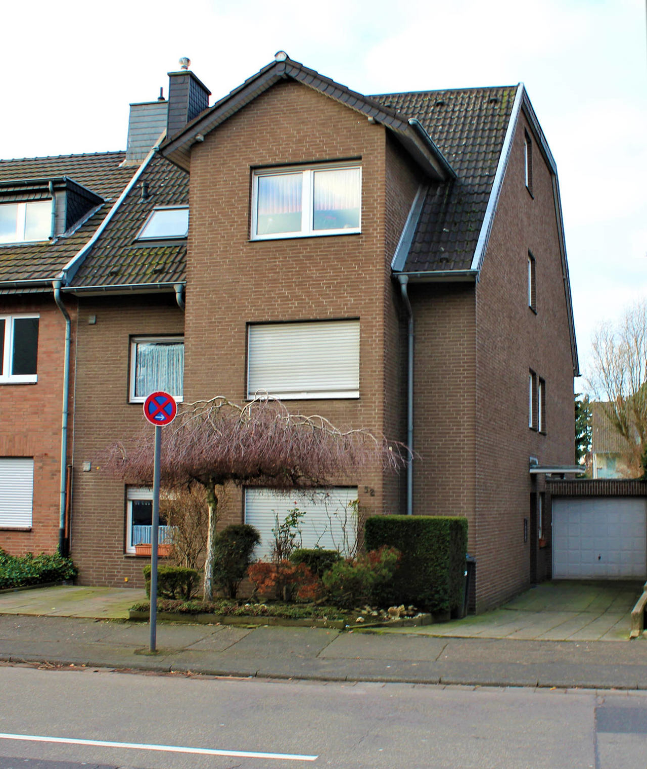 Mfh Renditeobjekte Zum Kauf In Koln Junkersdorf Gepflegtes